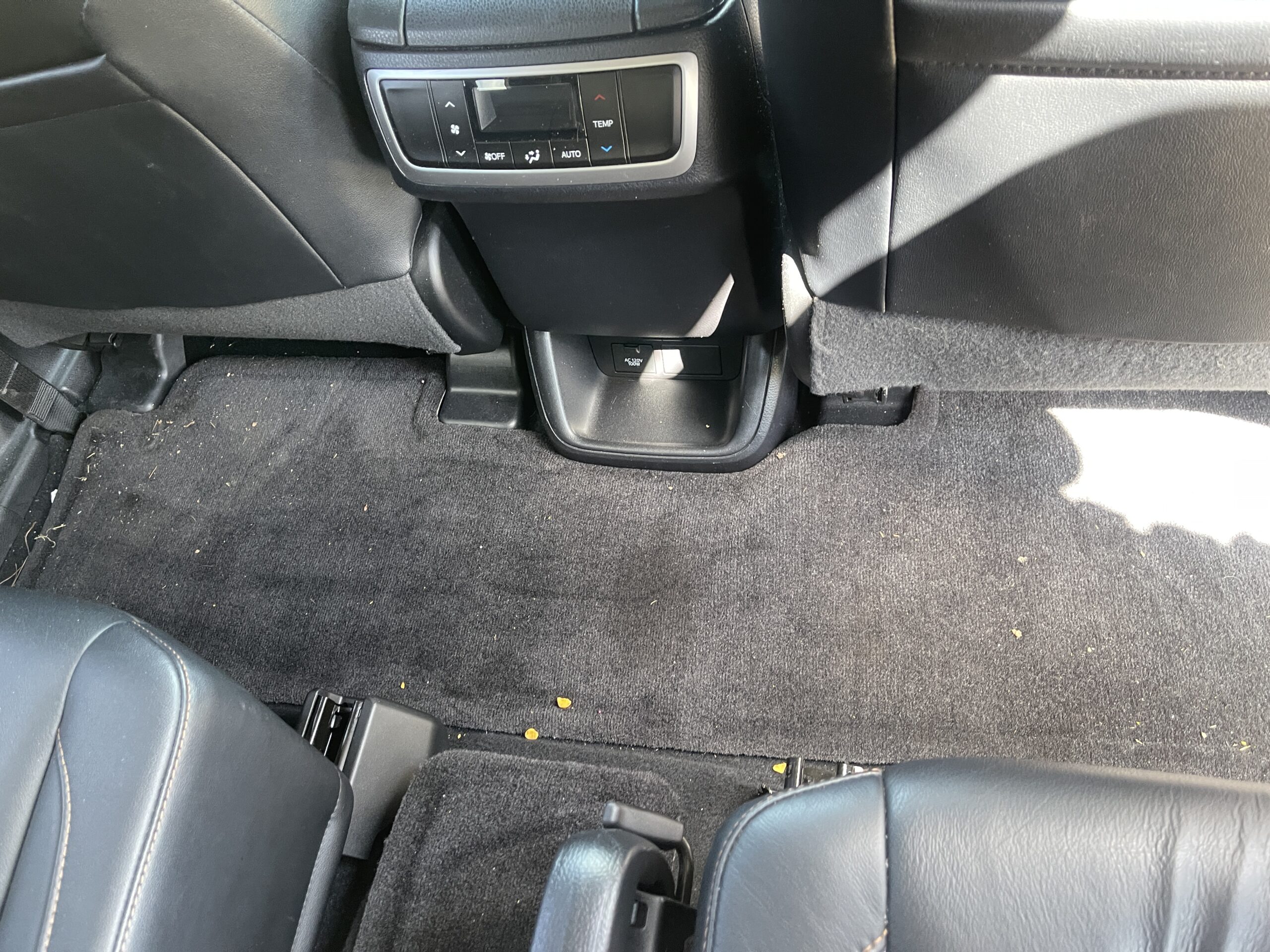 2017 Toyota Highlander Backseat - Dirty