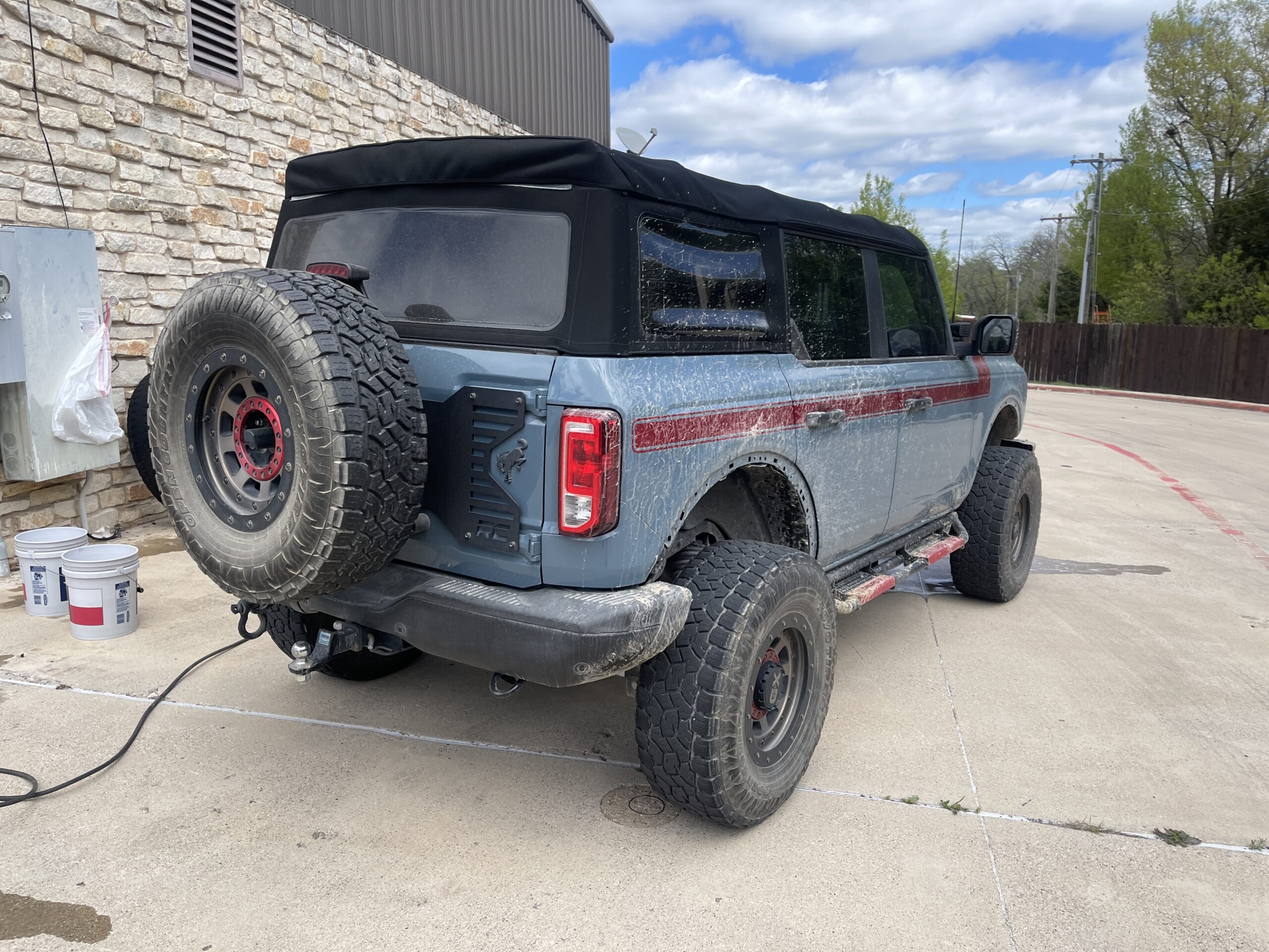 2021 Ford Bronco SUV Body - Dirty